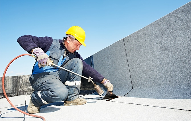 commercial flat roofing contractors Milwaukee