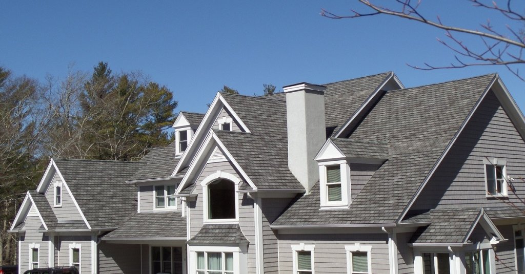 save on Milwaukee residential roofing