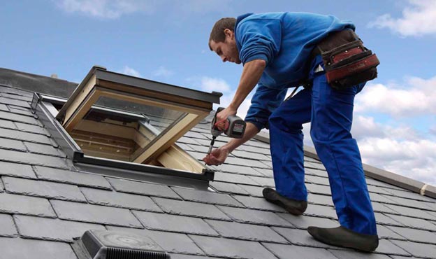 Roofing Contractor In Milwaukee