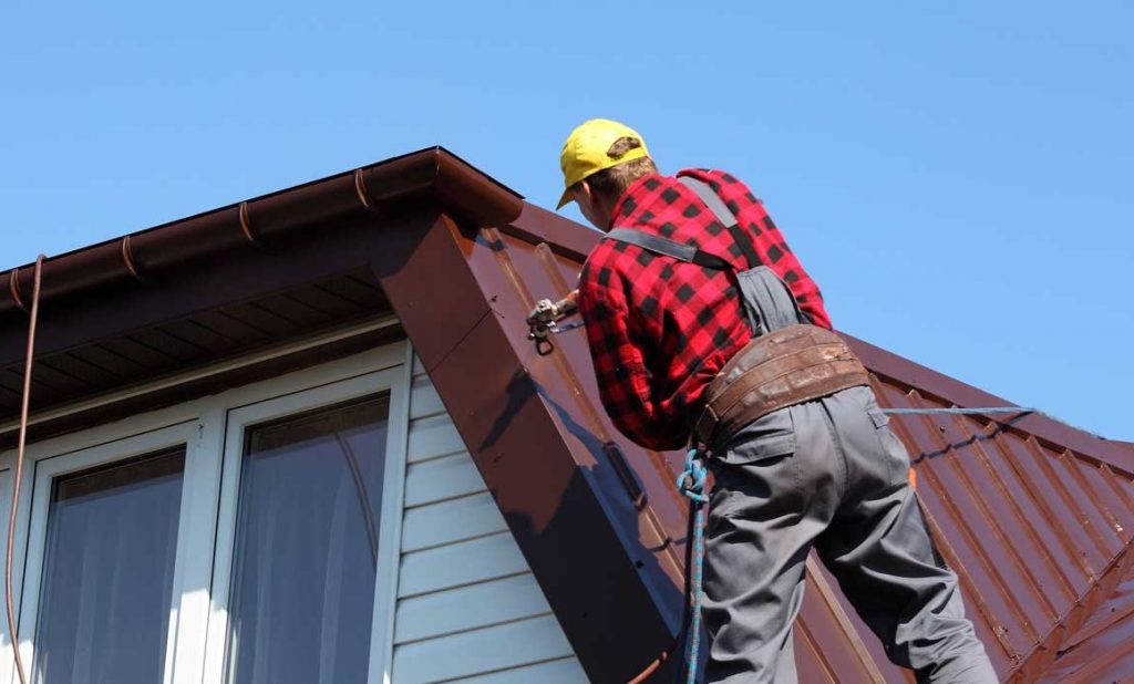  local roofing services in Milwaukee