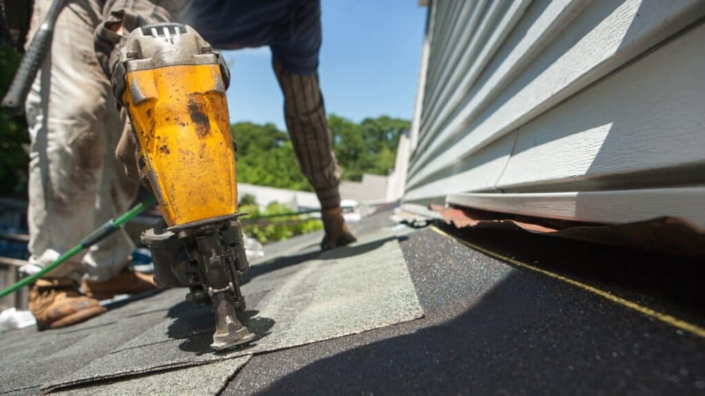 Signs You Need a New Roof in Milwaukee