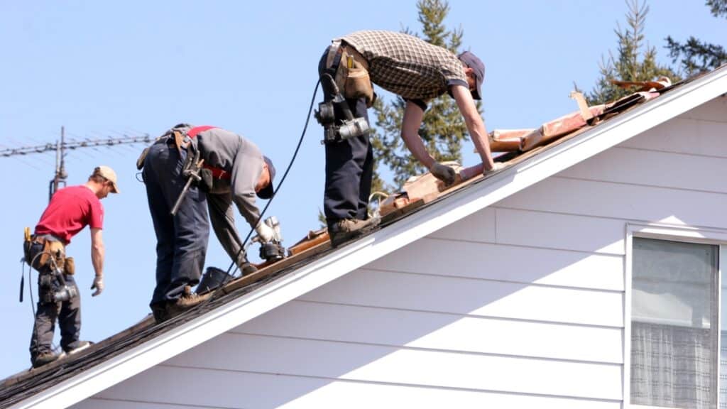 How to Take Care of Your New Roof Milwaukee, WI 