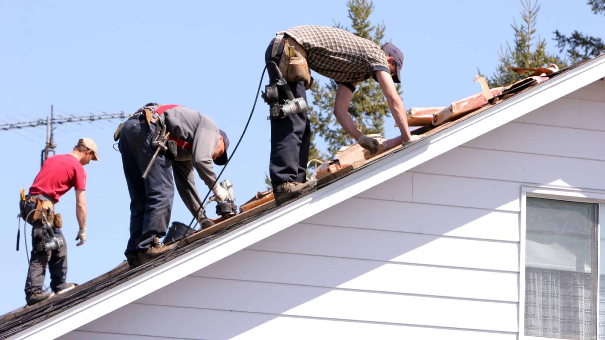 storm damage roofing company in Milwaukee, WI